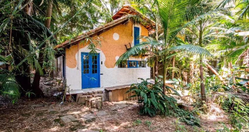 Casa tipo para venda com 2 quartos, 34m²