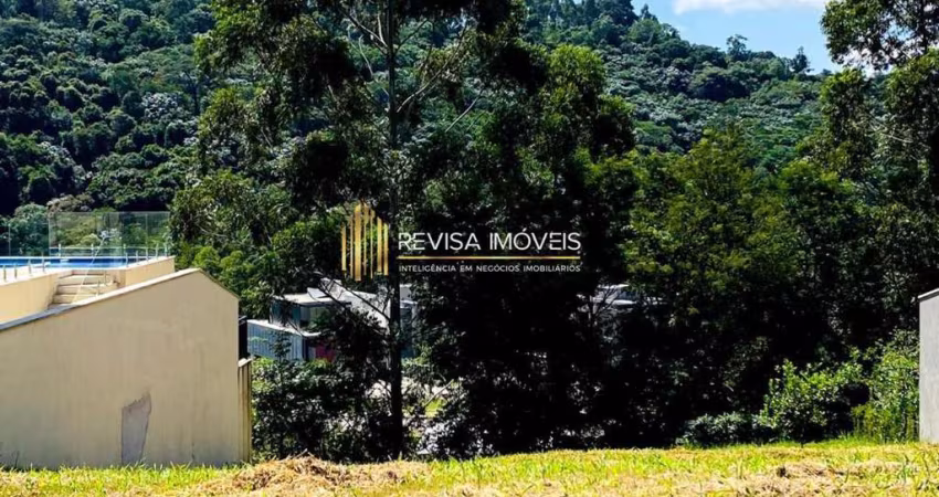 Terreno para Venda em Santana de Parnaíba, Residencial Tamboré 11