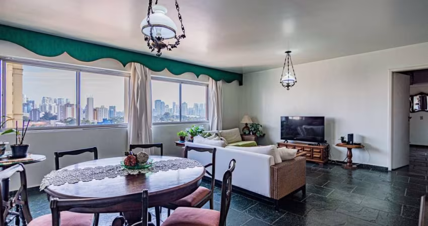 Apartamento tipo para venda com 3 quartos, sendo 1 suíte, 155m²