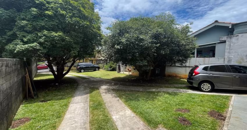 Casa tipo para venda com 3 quartos, sendo 1 suíte, 281m²