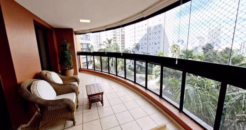 Apartamento tipo para venda com 3 quartos, sendo 1 suíte, 155m²