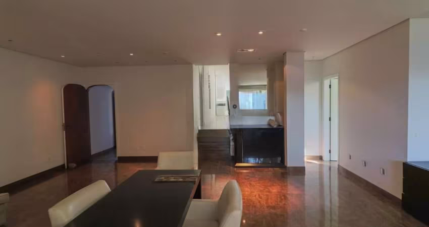 Casa de condomínio à venda com 420m², 4 quartos e 5 vagas