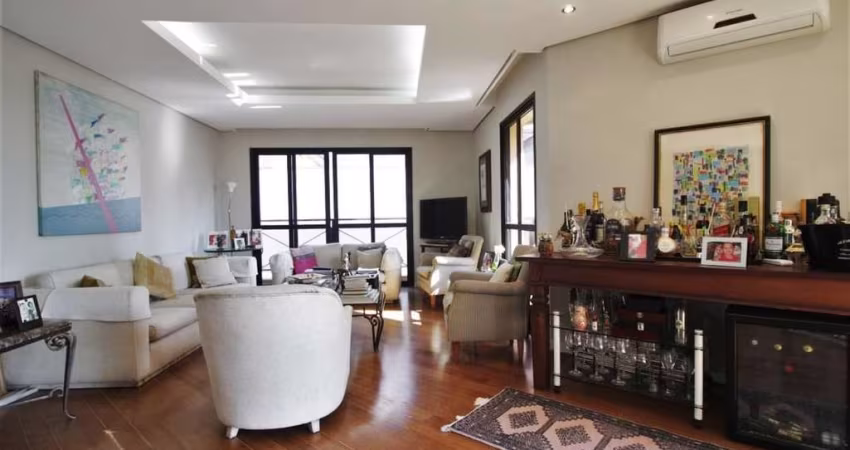 Apartamento à venda com 203m², 4 quartos e 4 vagas