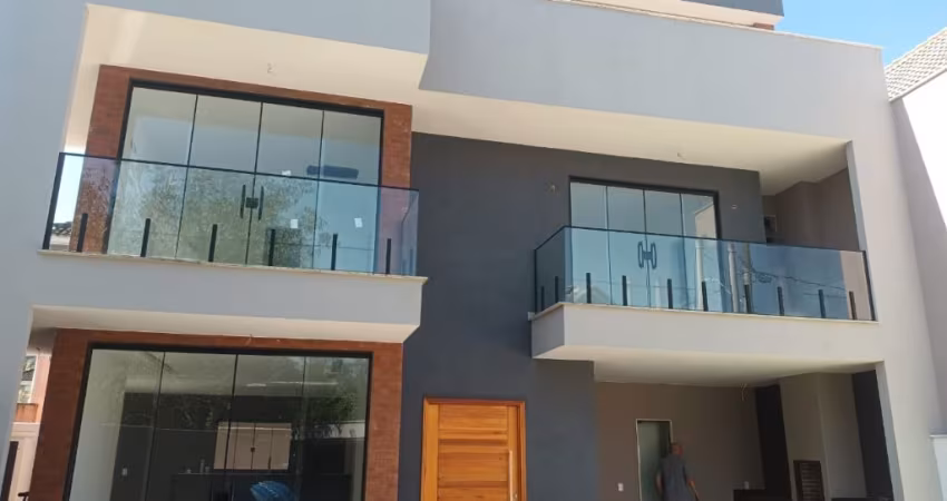 Linda casa a venda em Vargem Pequena - Casa de Condomínio com 5 Quartos e 6 banheiros, 280 m² de área construída !