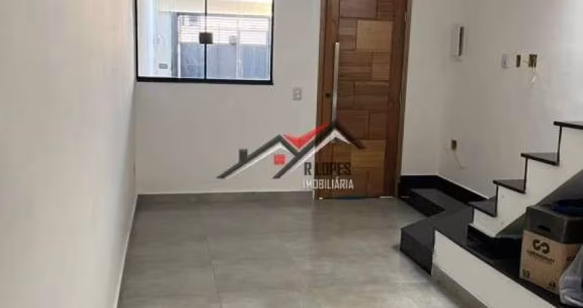 Lindo Sobrado à Venda em Localização Privilegiada