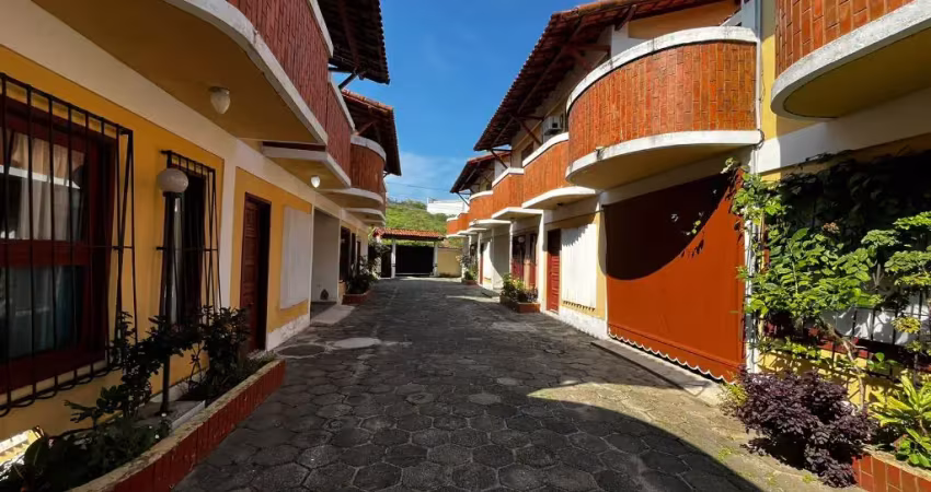 Casa em condomínio fechado com 2 quartos à venda na Av Barracudas, Peró, Cabo Frio