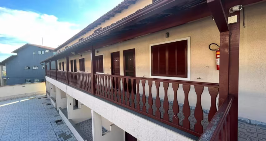 Ótimo apartamento no Peró