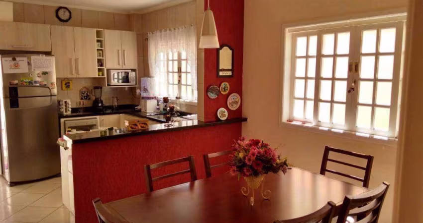 Casa com 3 dormitórios à venda, 170 m² por R$ 1.097.000,00 - Jardim das Indústrias - São José dos Campos/SP