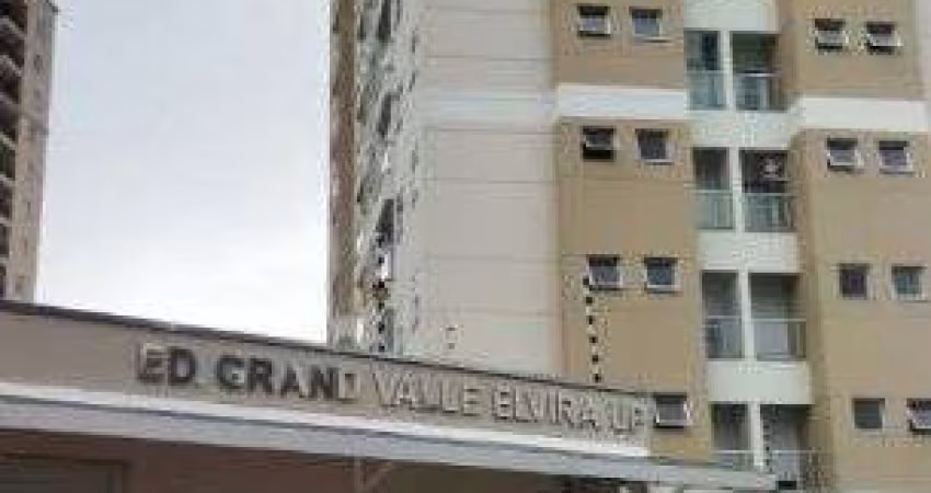 Apartamento com 3 dormitórios à venda, 73 m² por R$ 540.000,00 - Centro - Jacareí/SP