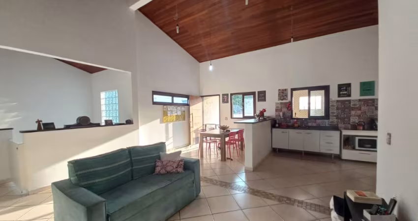 Sobrado à venda 5 Quartos 290m² no Bairro Santa Paula, em São Caetano do Sul.