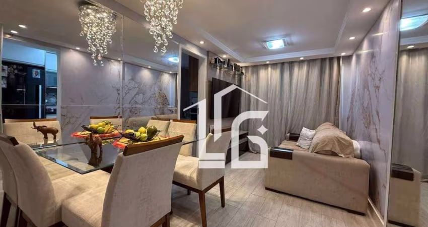 Apartamento com 3 dormitórios à venda, 56 m² por R$ 320.000 - Itaquera - São Paulo/SP