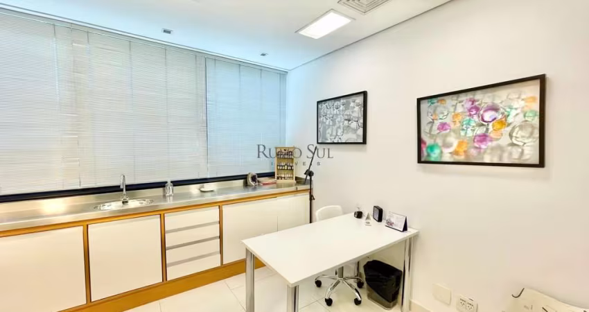 Sala comercial com 2 salas para alugar na Avenida Vereador José Diniz, 3457, Campo Belo, São Paulo