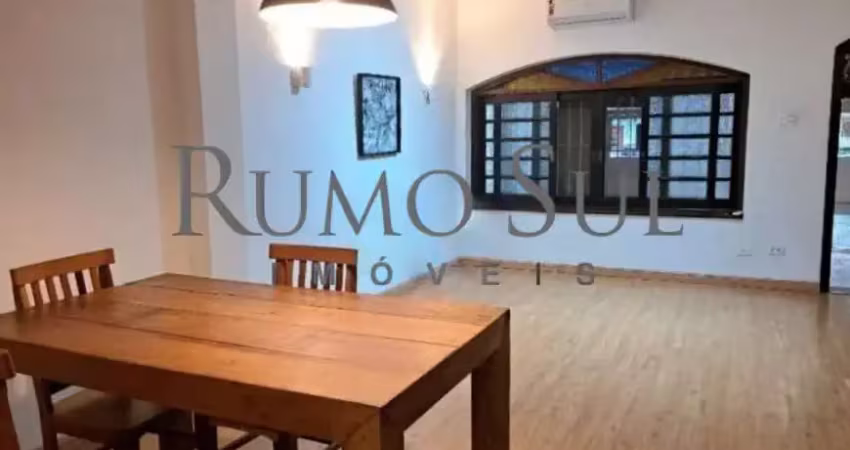 Casa com 3 quartos à venda na Rua São Benedito, 1440, Alto da Boa Vista, São Paulo
