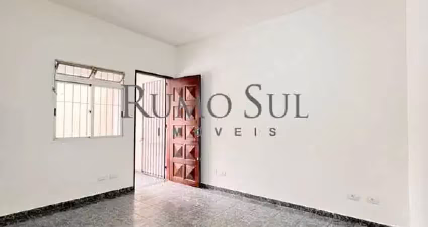 Casa com 2 quartos para alugar na Itabapoana, 296, Campo Grande, São Paulo