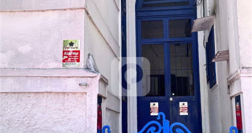 Casa Duplex em Botafogo, oportunidade na Rua Bambina!!!