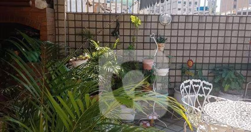CASA DE VILA TRIPLEX // VILA ISABEL