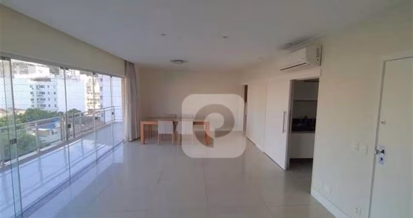 Cobertura de alto padrão, recém-reformada, 126m², no melhor ponto da Tijuca