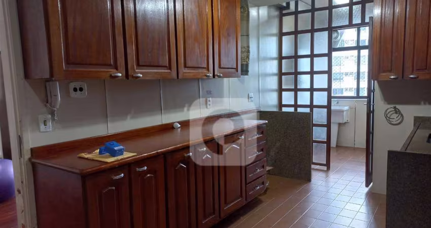 apartamento de 120m², 3 Qts com armários, sendo 1 suíte com varanda e vista livre para o Verde
