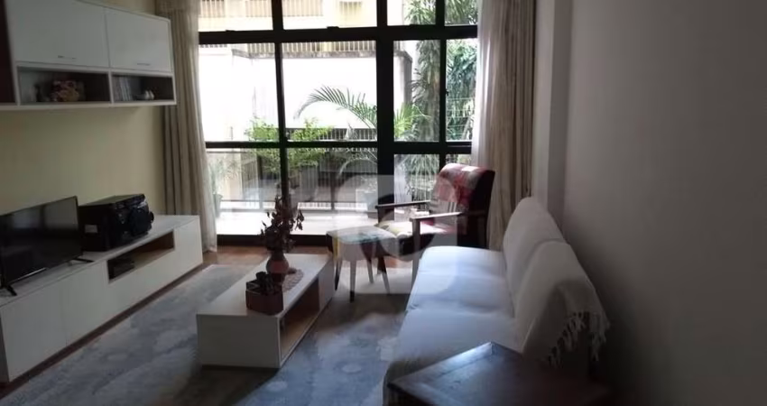 Ótimo apartamento de três quartos no Maracanã.