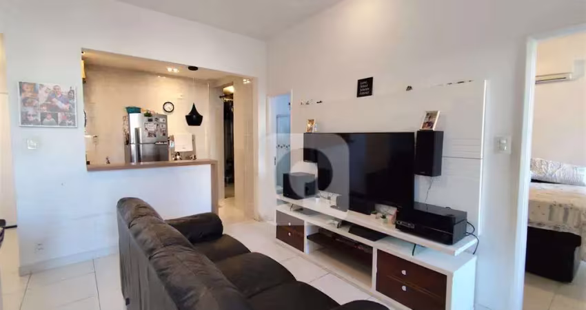 Apartamento de dois quartos com 80 m2, e vaga escriturada na Uruguai, próximo metrô!