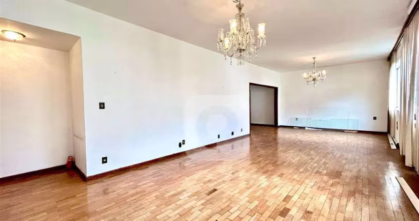Descubra o luxo na tijuca: apartamento amplo com 167m² e vaga!