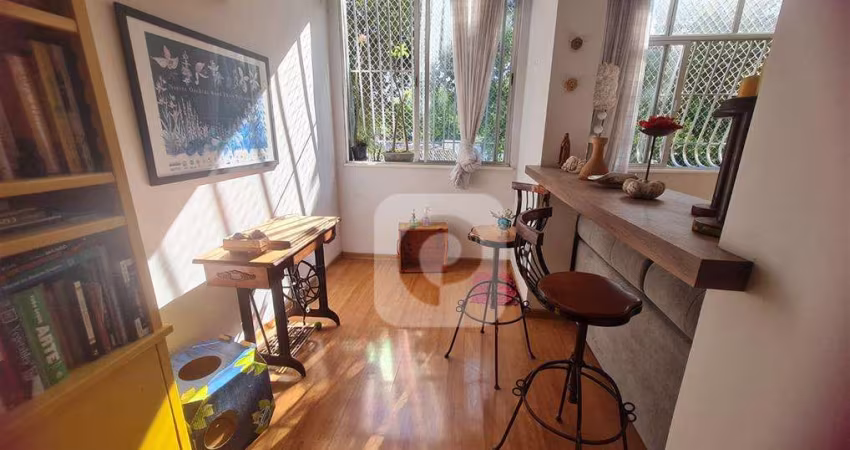 Apartamento para venda na Tijuca dois quartos perto metrô.