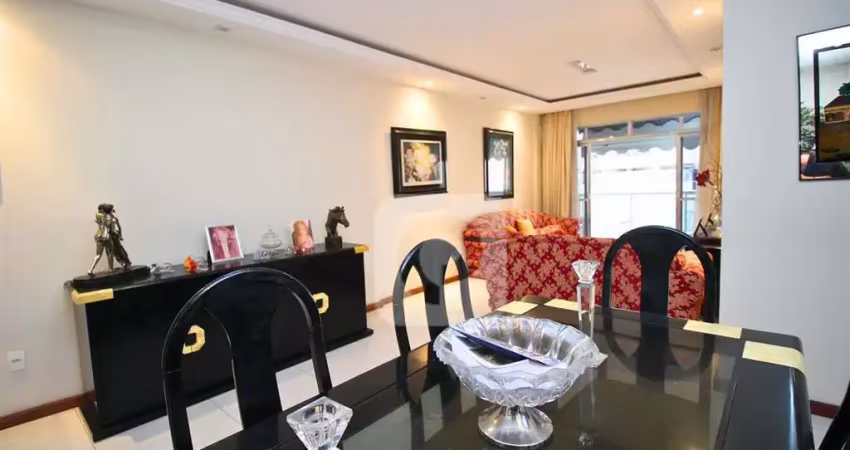 Apartamento de varanda, 3 quartos, 2 suítes, com vaga, próximo ao shopping tijuca.