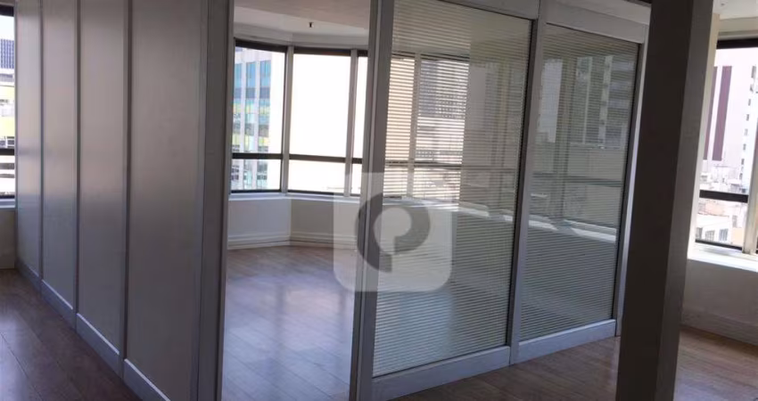 Sala de 200m² no Edifício Cândido Mendes no Centro RJ