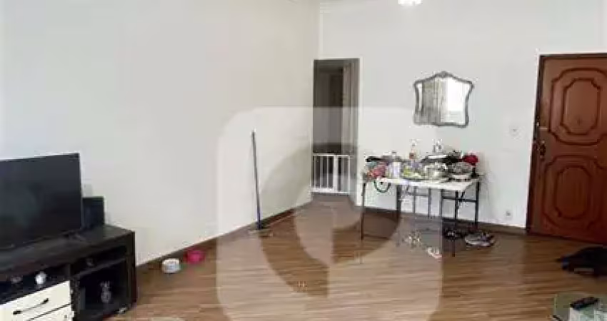 Apartamento 3 quartos, super me localizado na tijuca
