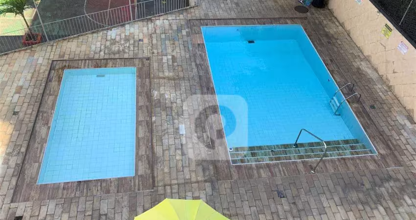 Vendo apartamento de 2 quartos em excelente condomínio com infraestrutura