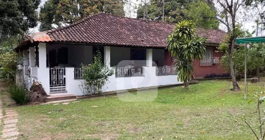 Casa à venda com 5 quartos e 400m², 3 suítes – vargem pequena