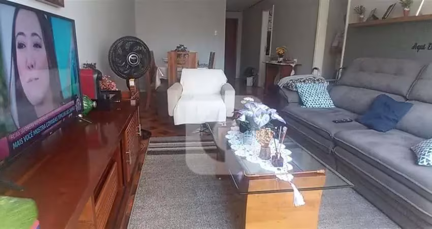 Espaçoso apartamento de 2  quartos na rua visconde de itamaraty no maracanã