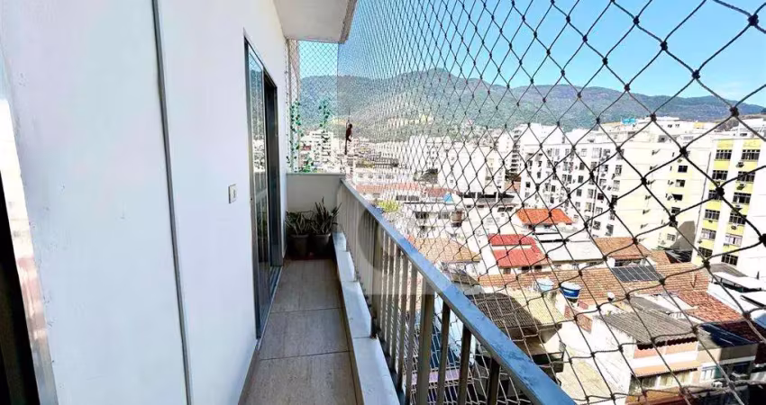 Apartamento de 2 quartos,suite,  varanda , andar alto e com vaga de garagem .