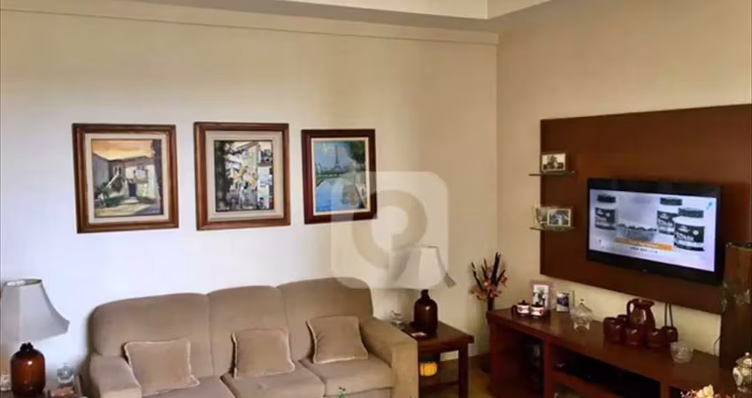 Praia de botafogo  106 m² de área útil (115 m² total) com sala ampliada no lugar do 3º quarto