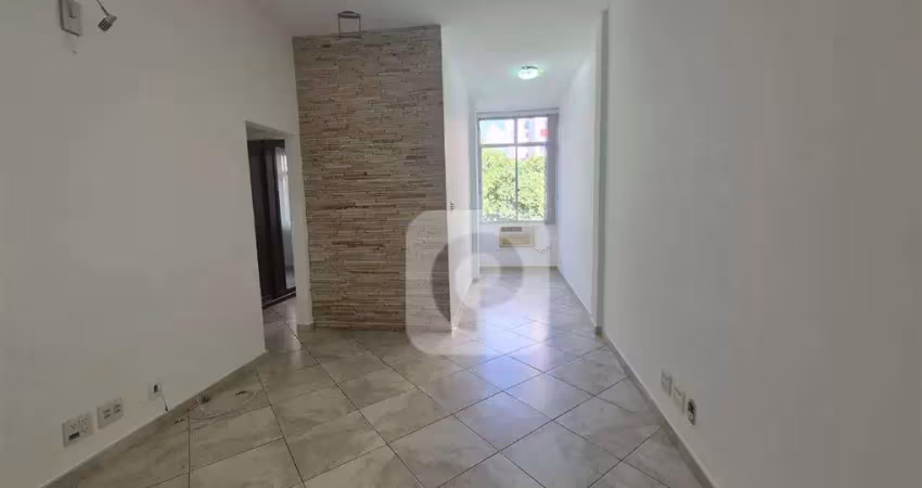 Apartamento quarto e sala com dependencia  revertida