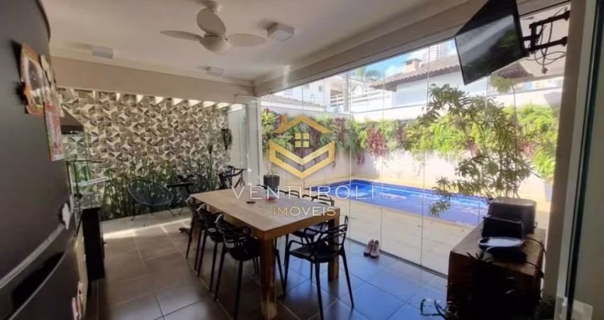 Casa Espaçosa com 3 Suítes e Área de Lazer