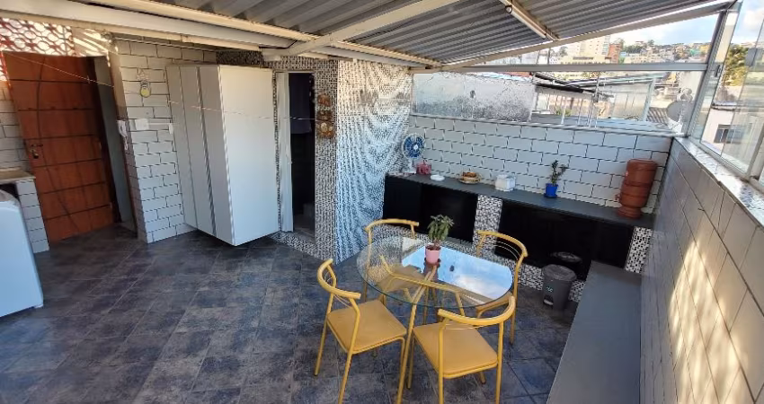 Linda Cobertura 3 quartos em área nobre do Manoel Honório a poucos metros da Av. Rio Branco.