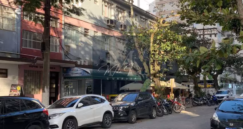 Sala comercial próximo do centro à 01 quadra da praia.