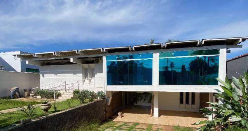 Sobrado com 4 dormitórios à venda, 500 m² por R$ 3.800.000,00 - Boa Vista - Londrina/PR