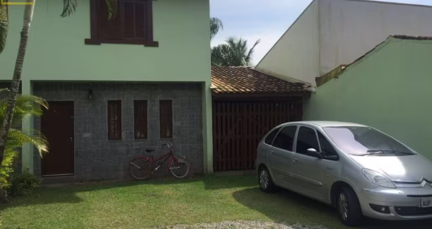 Casa com 2 quartos à venda no Centro, Bertioga 