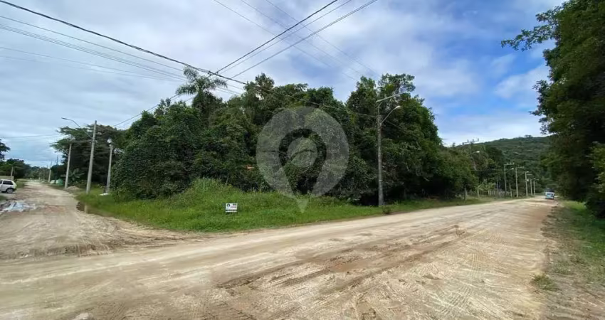 Terreno à venda na Avenida Rubi, Mariscal, Bombinhas