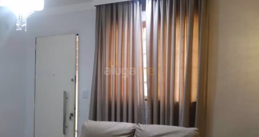 Apartamento semi-mobiliado 2 quartos.