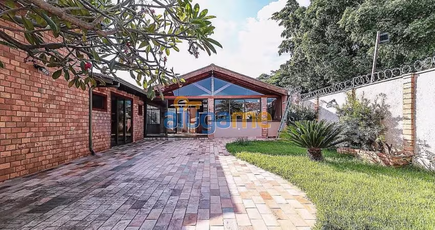 Casa no Alto Rio Preto com 3 suítes, 4 vagas e varanda gourmet.
