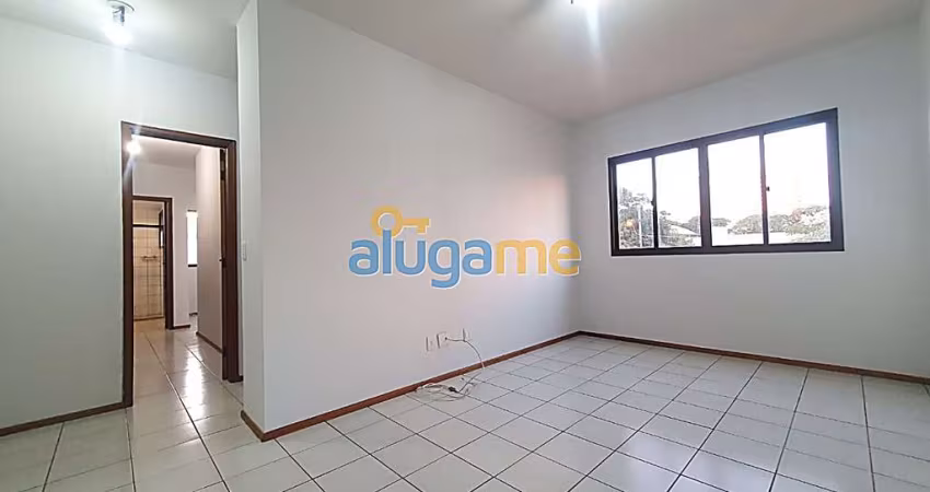 Apartamento na Boa Vista com 2 dormitórios (1 suíte), 1 vaga, portaria e elevador.