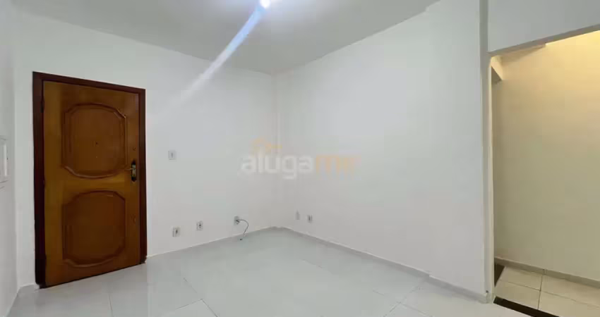 Apartamento térreo com 02 dormitórios em perdizes, a 06 quadras da avenida pompéia.