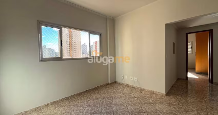 Apartamento na Vila Imperial com 2 dormitórios (1 suíte), 1 vaga coberta e elevador.