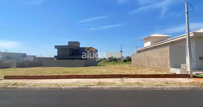 Terreno no condomínio setlife ii (2), com 333 m² e ótima topografia.