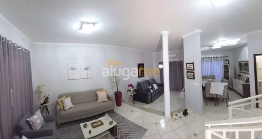 Casa à venda na Rua Indaiatuba, 146, Parque Residencial Agudo Romão, Catanduva