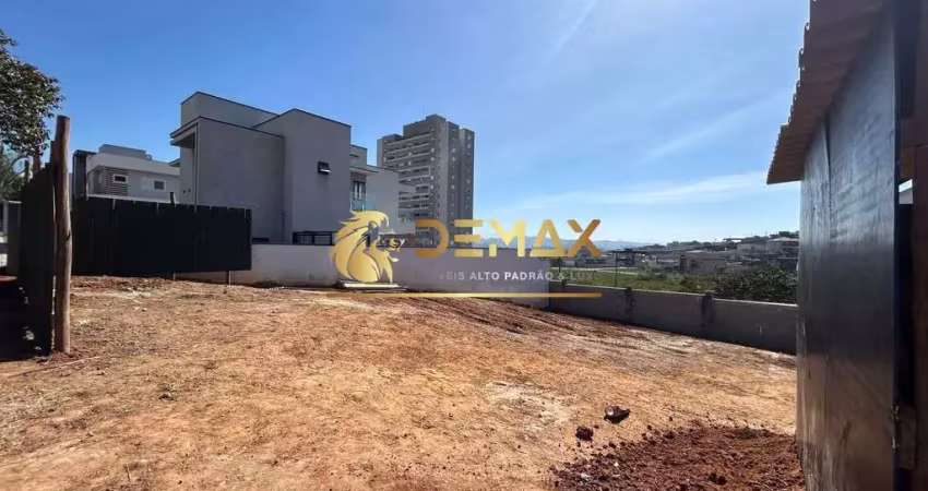 Terreno em condomínio fechado à venda na Rua Eduardo Bruni Casanova Pinto, 125, Condomínio Residencial Monaco, São José dos Campos