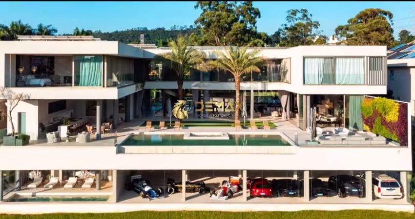 Casa em condomínio fechado com 8 quartos à venda na Praça China, 648, Tamboré, Santana de Parnaíba